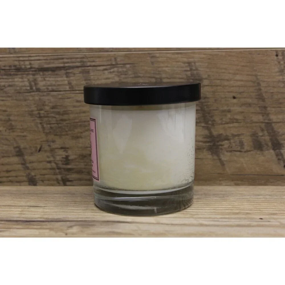 Olivia Blake‎ London black tea and plum fragranced single wick candle